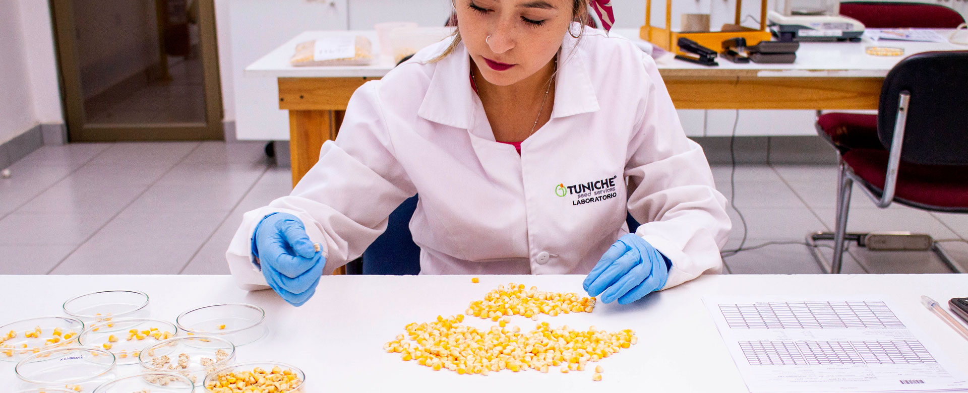 Laboratorio de Semillas Tuniche